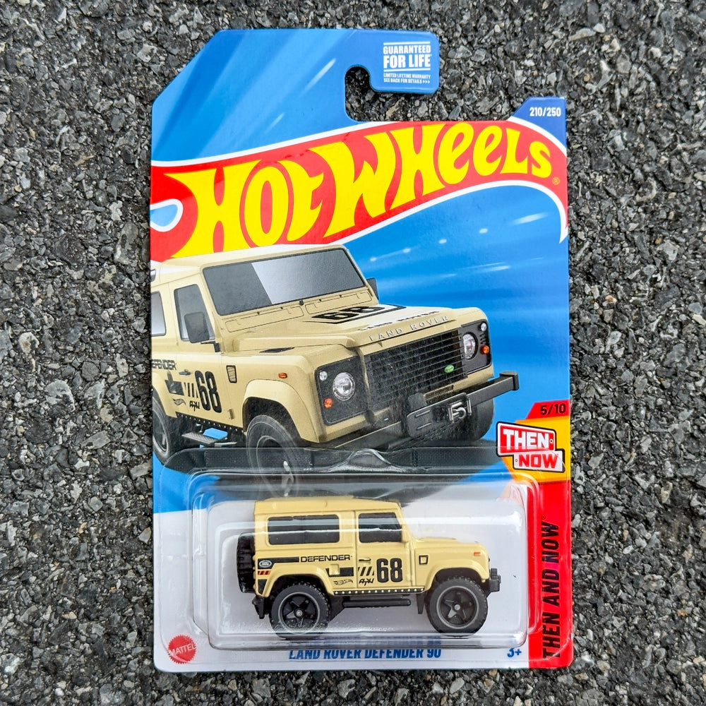 Hot Wheels Land Rover Defender 90 beige VS |
