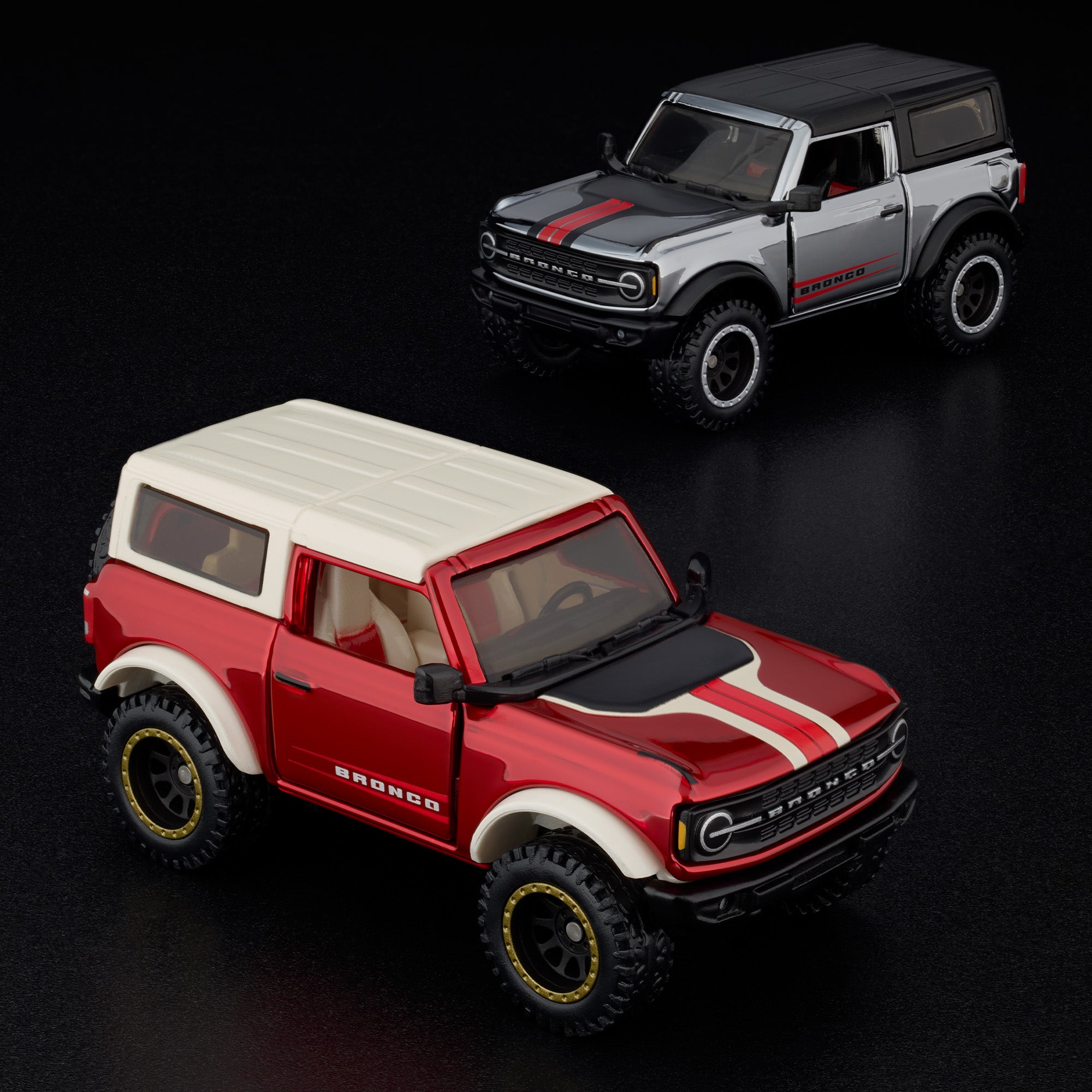 Hot Wheels RLC Exclusive ’21 Ford Bronco - Standard OR Chase Variant (Randomized)