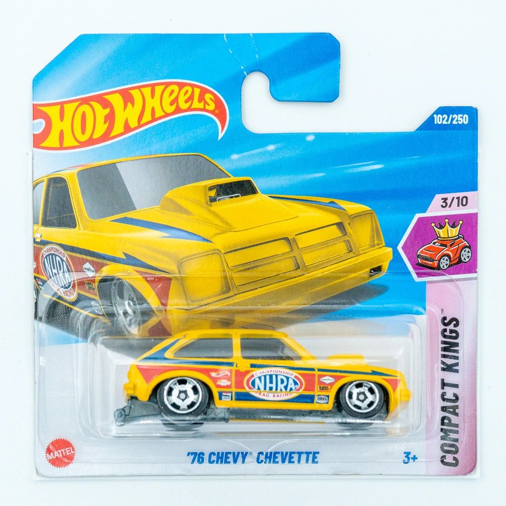 Hot Wheels '76 Chevy Chevette geel |