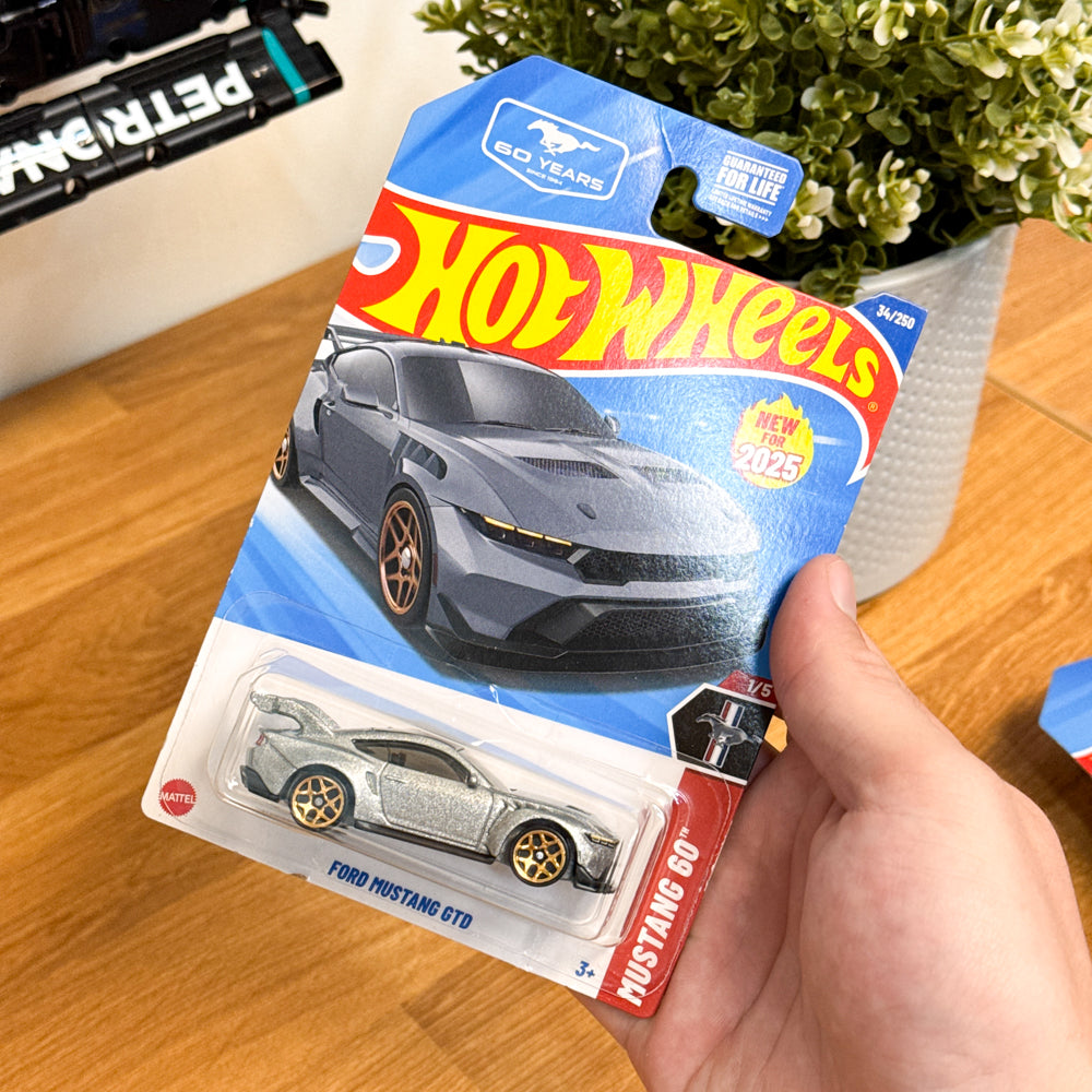 Hot Wheels Ford Mustang GTD grijs VS |
